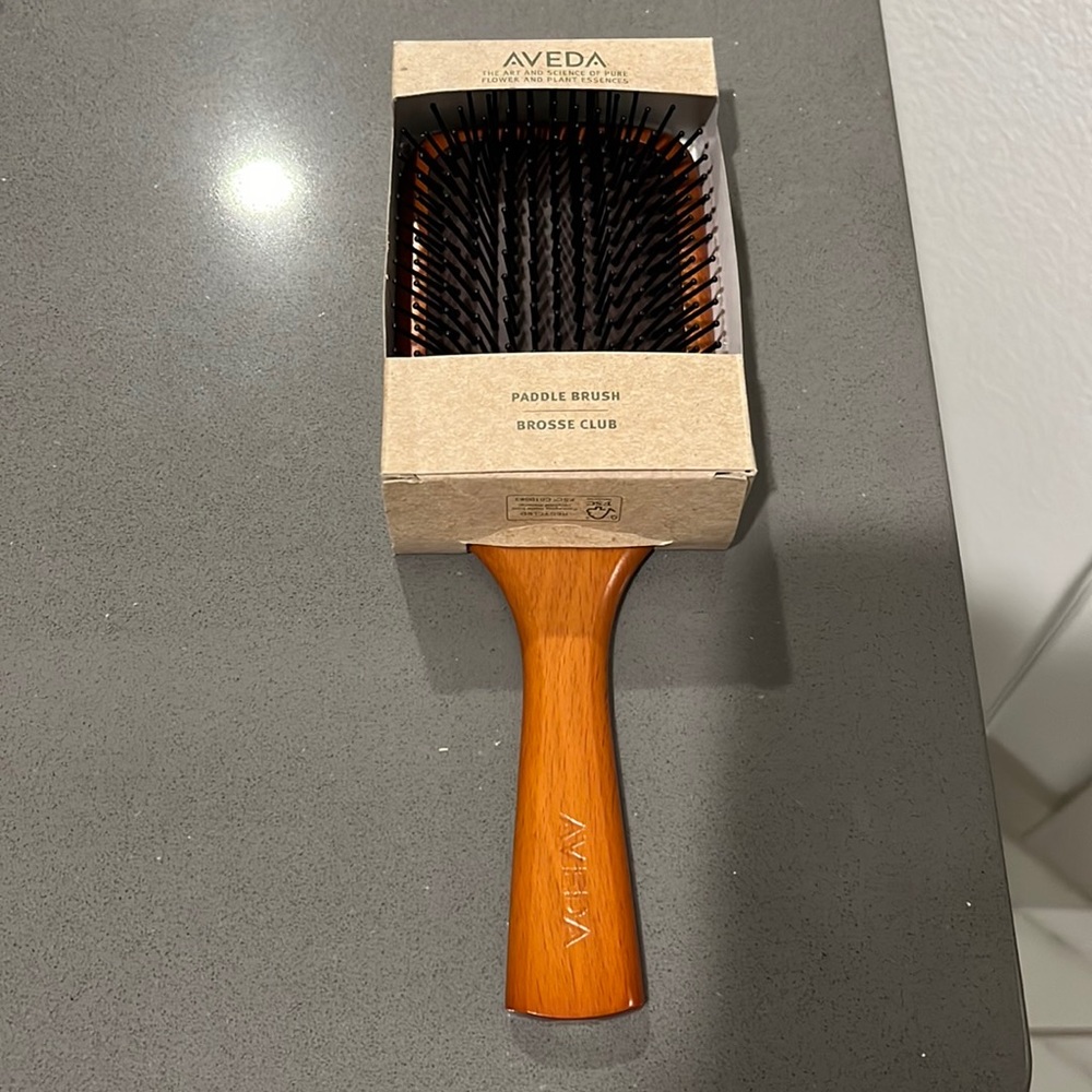 aveda paddle brush